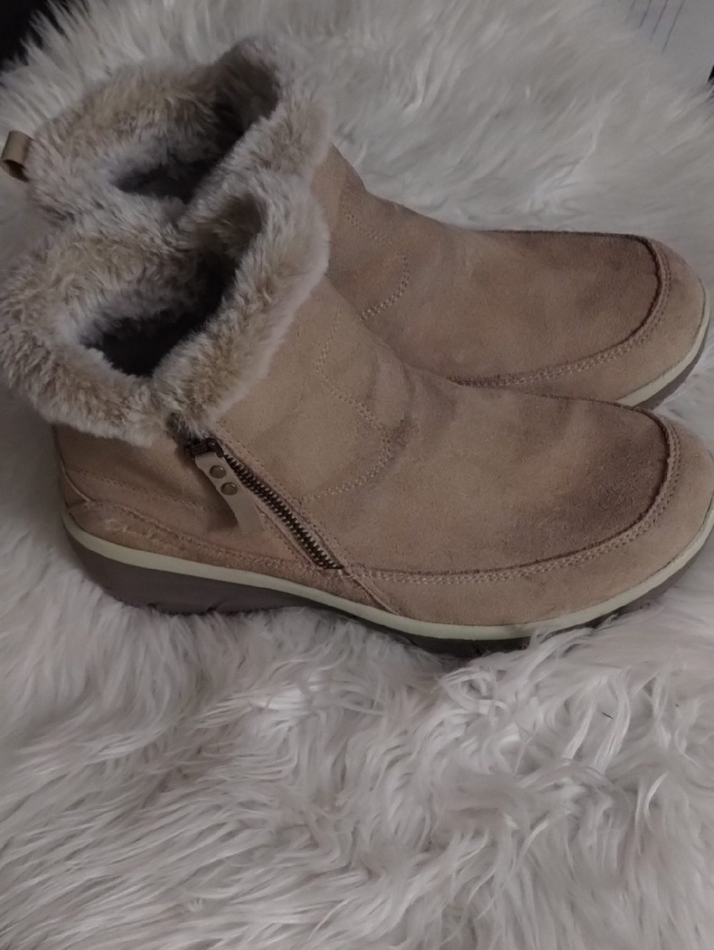 Skechers Taupe Faux-Fur Ankle Winter Boots